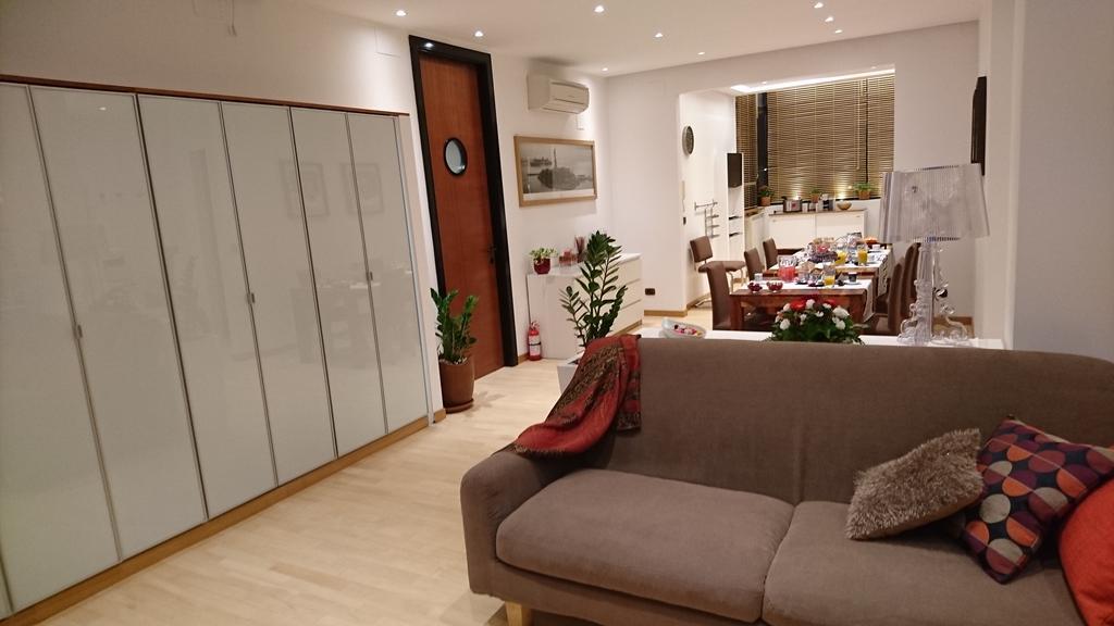 Upper Bed & Breakfast เปสการา ภายนอก รูปภาพ
