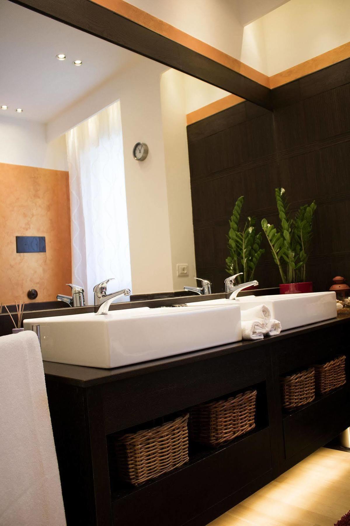 Upper Bed & Breakfast เปสการา ภายนอก รูปภาพ