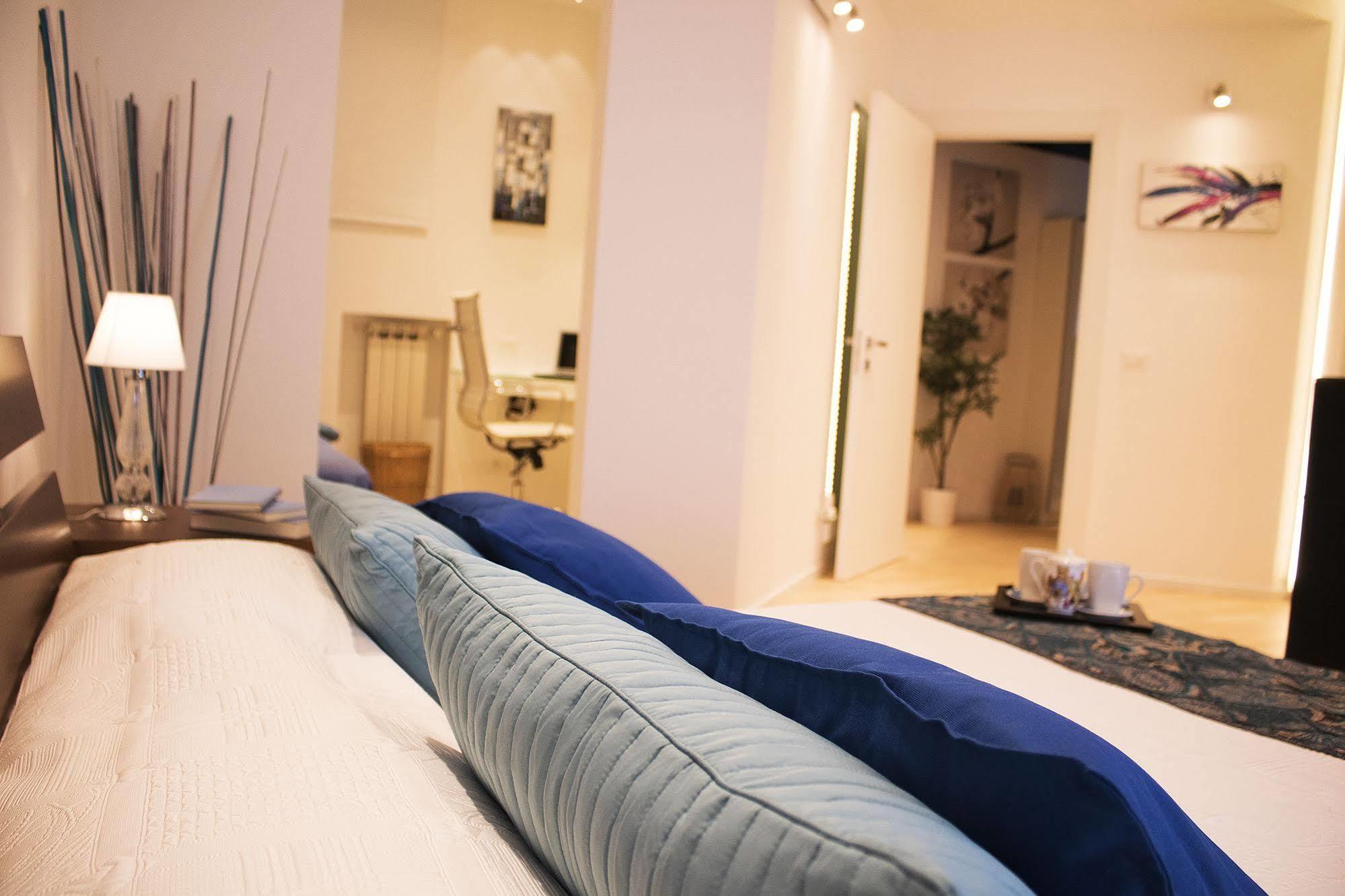 Upper Bed & Breakfast เปสการา ภายนอก รูปภาพ